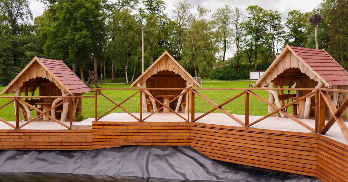 Teichfolie richtig verlegen: So wird dein Gartenteich garantiert dicht und langlebig