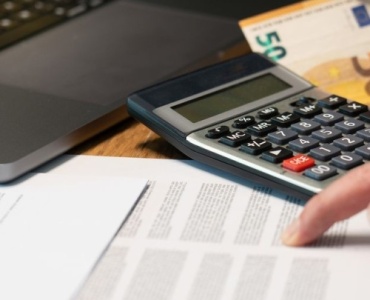 Handwerkerkosten richtig kalkulieren: So behalten Sie Ihr Budget sicher im Griff
